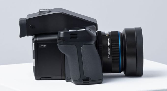 xf-iq4-150mp-camera-system-side-view
